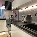 Snowcrystal With Free Jacuzzi And Sauna Rovaniemi