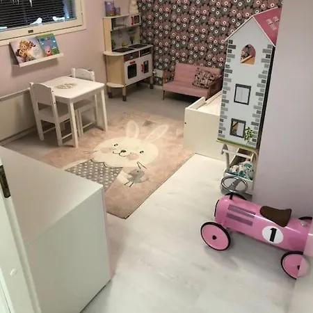 アパート Snowcrystal With Free Jacuzzi And Sauna ロヴァニエミ