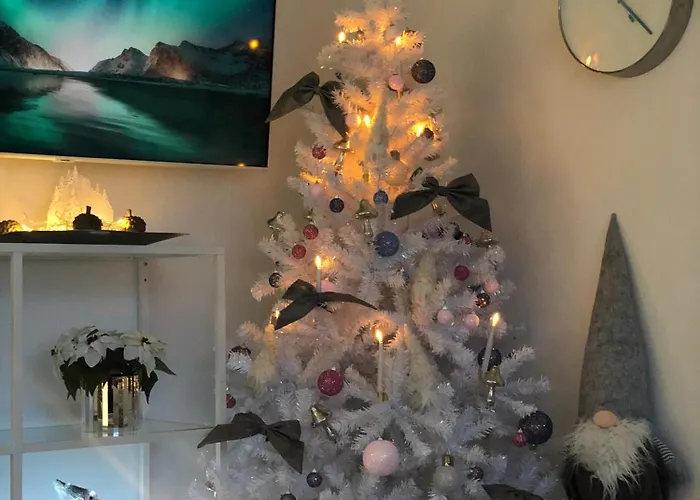 Snowcrystal With Free Jacuzzi And Sauna 아파트