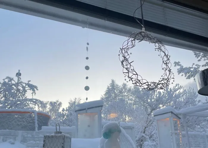 Snowcrystal With Free Jacuzzi And Sauna 아파트 *